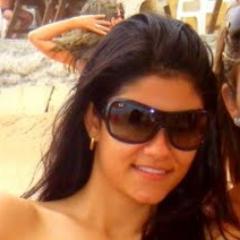 Sei amar,sei ser amiga,sei ser de tudo um pouco.Não é através de palavras que expresso o meu amor,eu digo a verdade,nas ações,eu sou maluca,mas se acostuma.