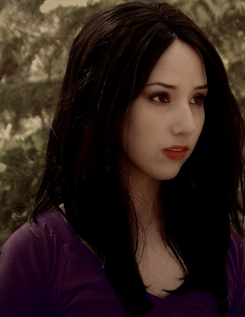 NightJuniper's profile picture. I'm not drinking this blood, to forget the fiery burning I was tormented with. I'm drinking, to remember.