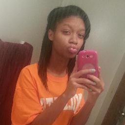 Last twitter was hacked sadly! Eiren Da'Janee. #LNHSJunior TrackIsLife #BiSexYouWell ♥ #Single I love The Weekend ♥ Lol i be that goofy mf ! ^_^
