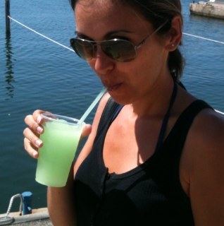 Sandrinerouxel's profile picture. Prof de théâtre/ Voix Off / Auteure / Comédienne