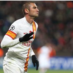 Galatasaraylı fanatik , B.Yılmaz hayranı, Kahve Kokusunu çok seven birisi.