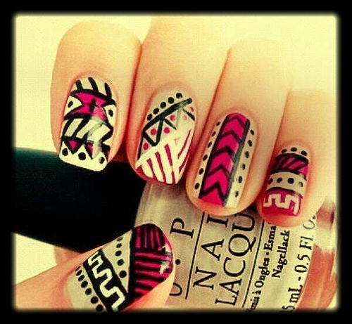 Just follow! 3 ~ Voor een leuke tl ~ Follow voor: nail art foto's, tips, RT vs FAVO, nailcijfers &wedstrijden + prijzen!