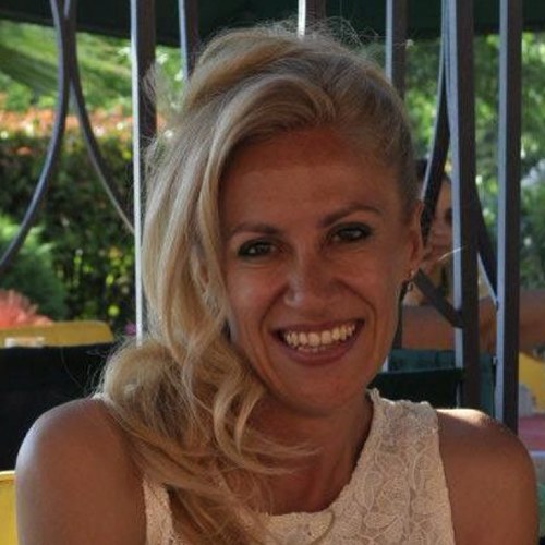 Ben Kim Miyim? Çekmesini bilene NEFES. Değerimi bilene HAYAT. Savaşmasını bilene ZAFER’im. Ben yürekliyim. Yüreğimin karşısında YÜREK İSTERİM!