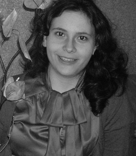 Hi!! I'm italian girl.I like watching telefilm and reading the books.I'm a fan of Twilight,Robsten,Kristen Stewart,TVD,Legacies,OUAT,30 Seconds to Mars,Paramore