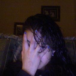 Hello im Kimberly Herrera . Im 15 years old and i love WWE and TNA wreslting . and i love my hero Jeff Hardy and Undertaker and Kane..;)