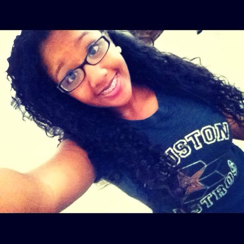 I'm Vietnamese & Black ! ♡ Follow Me (: I'll Follow Back ! ♡ c: