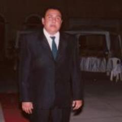 Sou uma pessoa simples e que gosta de pessoas de caráter. Sou corretor de imoveis, gesto financeiro e tecnico de enfermgem. Sou espiritualista e amor Deus.