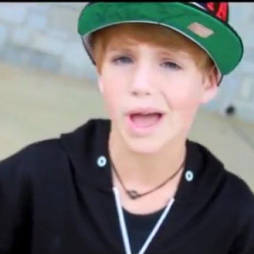 Im a BBOY :D follow my brother! @JO4EVA10 & cousin @mattybfan9