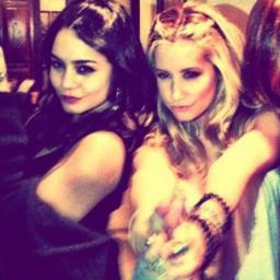 GabbyVegaEPA's profile picture. Gabby||18|| Vampire||nice|| likes to party and have fun