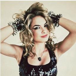 eu to carente do seu amor @sophiaabrahao @Lua_Blanco @MicaelBorges_ @Aguiarthur
MeumundoRebelde saudades Irmã @LovellyThorne