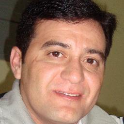Estudante de Administração e Servidor Público