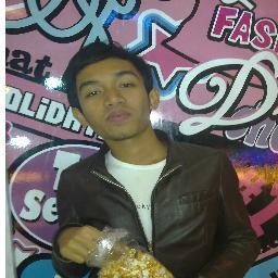 mohamadnaim17's profile picture. (^_^)