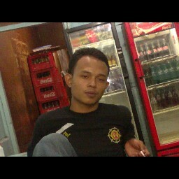 edyputra45's profile picture. 