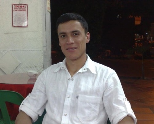 Ingeniero de Sistemas, Especialista en Seguridad Informática, Magister en Gestión de Tecnología de Información, Tutor y Estudiante 100% Unadista.