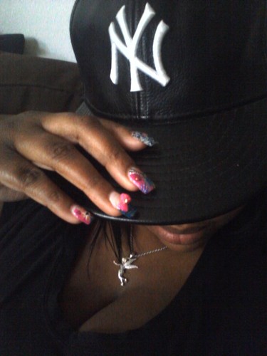 Binky321's profile picture. Ask and I will tell!