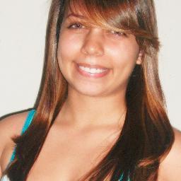DEUS ♥  Eu erro, Eu amo, Eu choro, Eu brinco, Eu sorrio.
Eu tenho defeitos, Eu tenho qualidades,
eu minto. Eu não sou perfeita ! Segue ? ;*