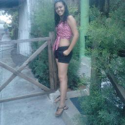 me considero una chica sencilla y facil de tratar....