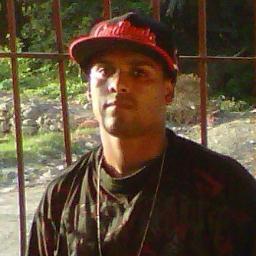 soy dominicano,trabajo en la fabrica de media,mi numero de cel es: 8097863180 y me gusta la mujeres que se muevan jevi, soy mocano24.7 activo