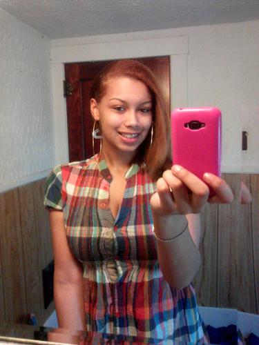 MJ :)  Just waiting on my moment 3 #RIPHAVI 9.1.93 ~	10.11.11 Even though you arent physically here, you still in my heart and heavy on my mind. ily!