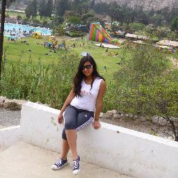 holaa.. XD soy una chica super divertida y crazy, saben soy directioner forever exacto amo a ONE DIRECTION es mi banda favorita los amo son mi vida...