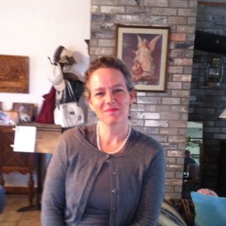 em_cook1's profile picture. 