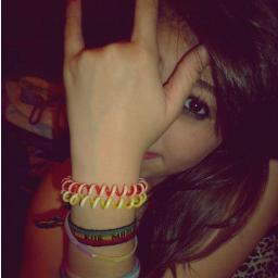 irmã, pode apostar que sempre vou estar com vc mesmo longe as vezes mais sempre vou te apoiar ate mesmo quando vc estiver errada poor @smallAlicia_ Namorado ♥