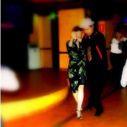 Bailamos Tango?
Amantes del tango del mundo
el tango danza ,canción y poesía 

Tango y milonga argentina en Tenerife , España