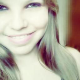 A melhor coisa na vida é encontrar alguém que te ame com seus defeitos, erros e fraquezas, e ainda diz que você é uma pessoa perfeita.