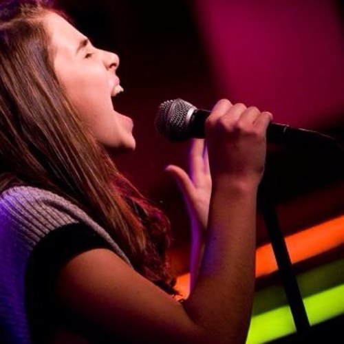I love and support Carly Rose Soneclar and Beatrice Miller @carlyrosemusic follows! Follow back! Just ask!