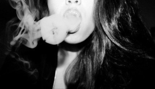 I love 3 somes, weed, alcohol, & sexy men. Texas is the state. #22 #Stoner #Weed #PartyHard #CollegeBitch #ImHereToParty #HighLife