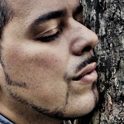 Polisensorial Artist: Holistic Therapist - Singer, Songwriter, Musician and Producer! For a Twelfth Planet, for Save the Music