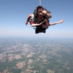 erinlen's profile picture. 