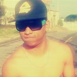 poe um reggae de fundo, um finin do bom, uma mina, vishi !