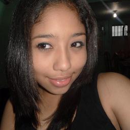 Soy muy sincera,humilde y sencilla,hago lo posible para obtener lo que quiero, me gusta hacer muxos amigos y no me agrada la gente hipócrita,..SIGUEME :)