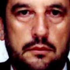 Profissional sênior com forte atuação na área comercial corporativa em Minas Gerais.São mais de 18 anos de experiência na área, com foco em resultados
.