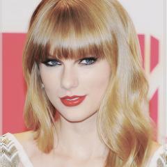 Eu te αmo Tαylor Swift and Mel Fronckowiak