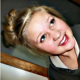 I follow back !*:
Canada/14/*singleee*
Party hard man:*