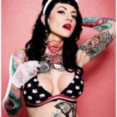 RayanneWatkin's profile picture. Working Mom of two looking to escape. I like my DD's, booze, heavy metal and being raunchy.