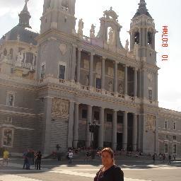 ASARMIENTO_UOC's profile picture. Entre la química y la enseñanza pasan las horas del día