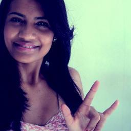 18 anos,Acadêmica de Enfermagem Geral #UFPB, #Virginiana, #Vascaína , chata, ciumenta, irônica, irritante, mimada & marrenta :*
