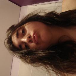 micaesses's profile picture. 