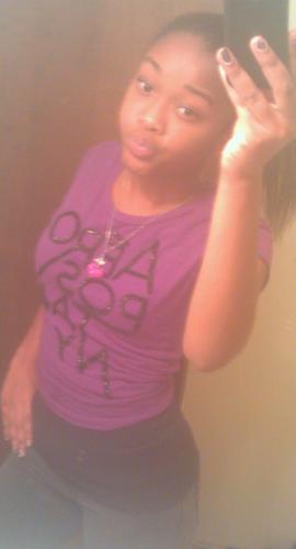 RayRayFan4Life's profile picture. #TeamMindless..#TeamOmgGirlz...#Team Hello Kitty