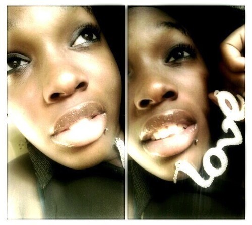 we don't stunt these niggas nor bitches @_TinyDee is here. myBFF4L is sexy, cool af, laid back until you fwh then you gone be fwm but followher I love you (: