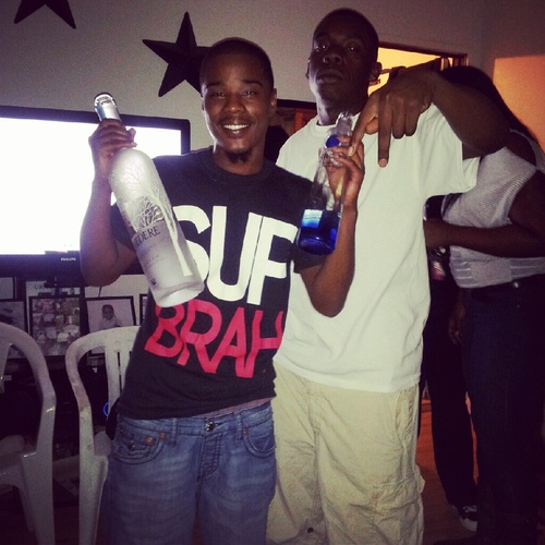 MJ23noG's profile picture. Mic