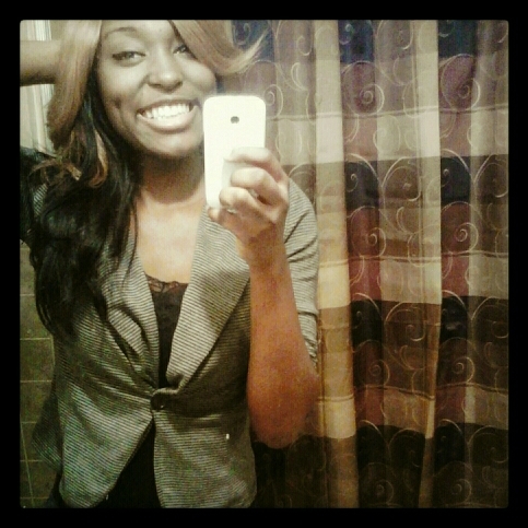 Im pretty goofy person love laughn n meetn new ppl life to short nt to laugh n college girl with ambition like me or hate me im still gon b ME!