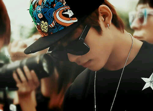 [RT] ผมแดฮยอนว้อยซ์หลักของวงบีเอพี!! ไม่หล่อ ไม่เมะ ไม่ใช่ผม ฟอลไม่ฟอลก็คุยกันได้ *ยิ้ม* #G4BFamily