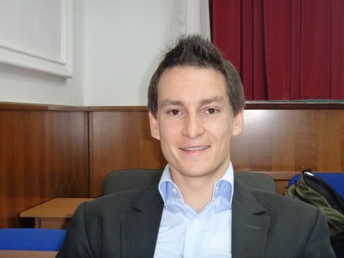 Эффективное государственное управление, гражданское общество в процессе принятия решений, конкурентноспособная экономика - вот основа развития государства.