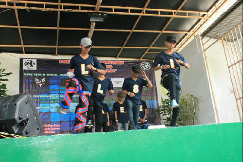 we are VIPER B-) @warjawfams \(´▽`)/ | dancer  @ViperOfDancer | cp:_  @fs_rianddhie (leader) 089628900917 / 206F72FB