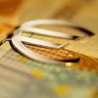 Finanzberater (@z_anette) 's Twitter Profile