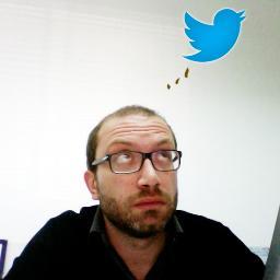 paolomartolo's profile picture. Andrea Iannone Creative Director • Grafico - Web Designer - Art Director - Folle, Fuso.